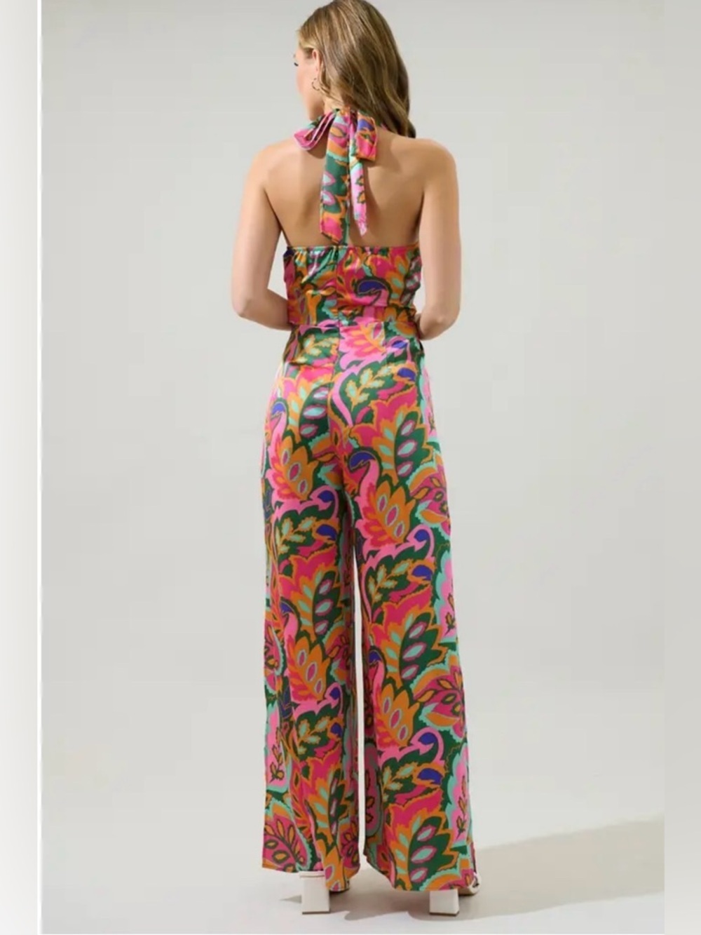 Sugarlips Pink & Green Floral Halter Wide-Leg Jumpsuit - Picture 3 of 15